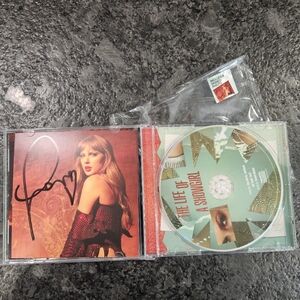 *In Hand* Life Of A Showgirl CD With Signed Insert #3